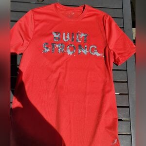 Build strong dri fit Ted tshirt size smalle.s fits boys 14-16